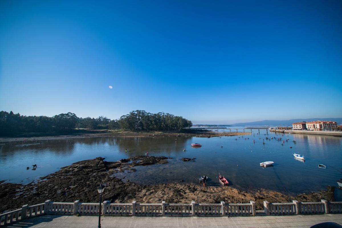 Apartamento céntrico con vistas al mar Vilanova de Arousa Exterior foto